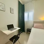 Mint Haven Balcony Lägenhet *