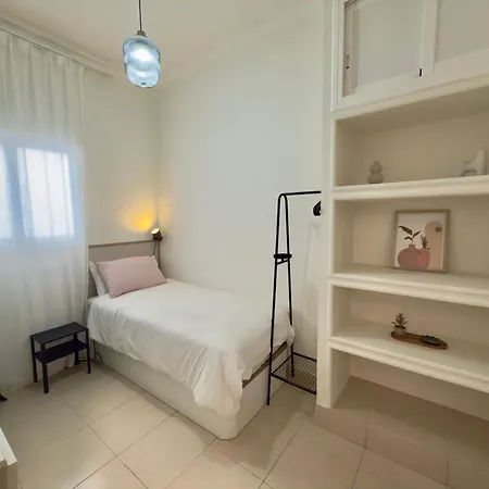 Mint Haven Balcony Appartement